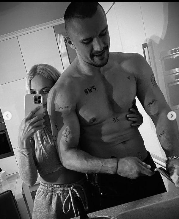 Цимбалюк оголив сталевий прес / фото з instagram Цимбалюка Цимбалюк оголив сталевий прес / фото з instagram Цимбалюка