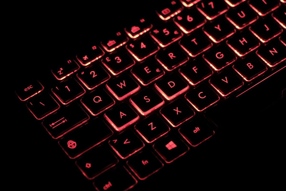 Российские хакеры распространяют вирусы через торренты / фото ua.depositphotos.com