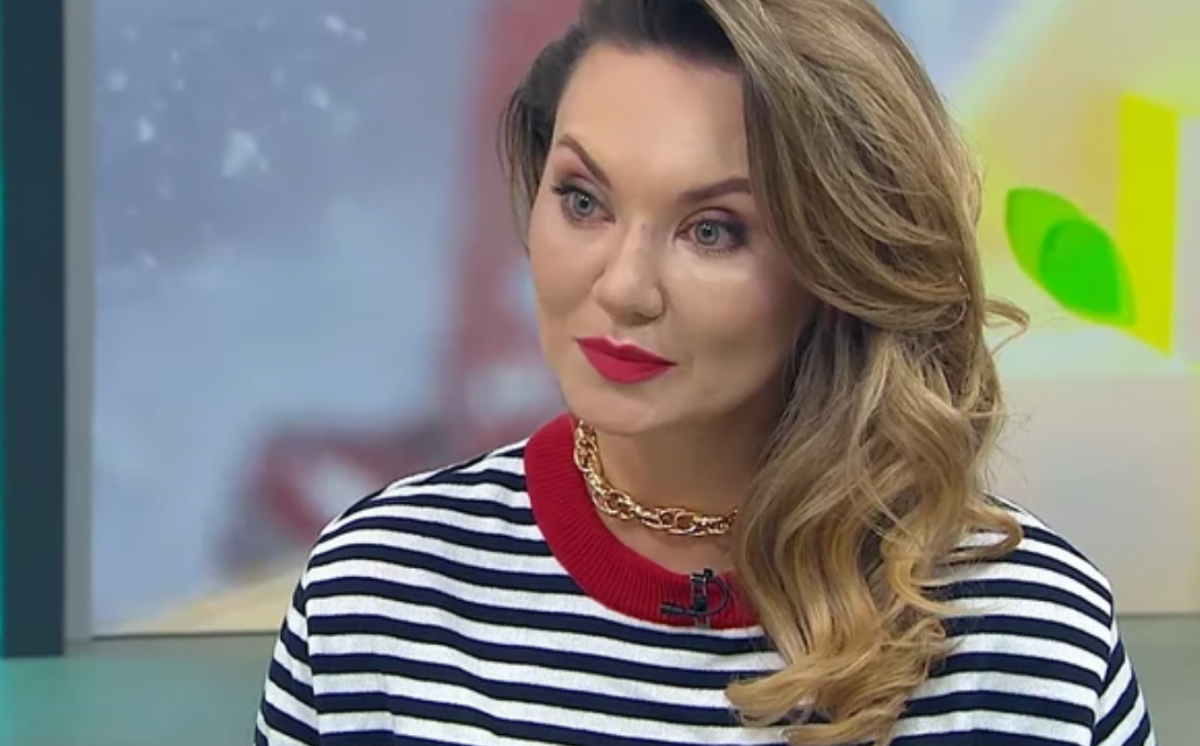 Анна Саливанчук в студии "Сніданку з 1+1" / скриншот Анна Саливанчук в студии "Сніданку з 1+1" / скриншот