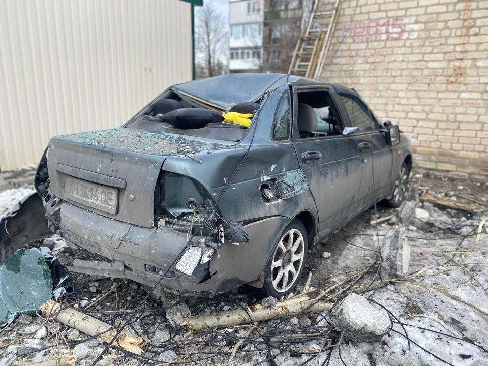 У Покровську з-під завалів житлового будинку дістали тіло загиблого: ще двох людей шукають У Покровську з-під завалів житлового будинку дістали тіло загиблого: ще двох людей шукають