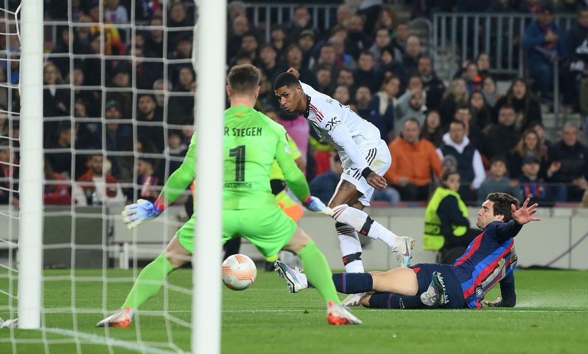 Рашфорд забивает гол Барселоне / фото twitter.com/EuropaLeague Рашфорд забивает гол Барселоне / фото twitter.com/EuropaLeague