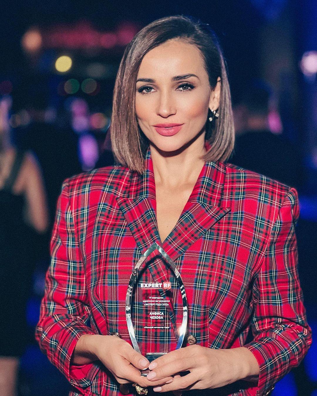 Анфіса Чехова / instagram.com/achekhova Анфіса Чехова / instagram.com/achekhova