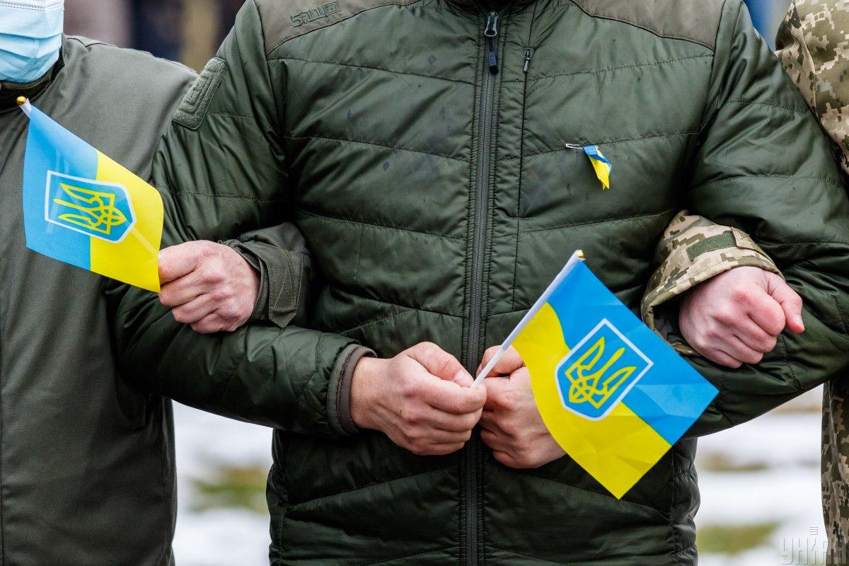 Украинцы нуждаются в гуманитарной помощи / фото УНИАН, Янош Немеш Украинцы нуждаются в гуманитарной помощи / фото УНИАН, Янош Немеш