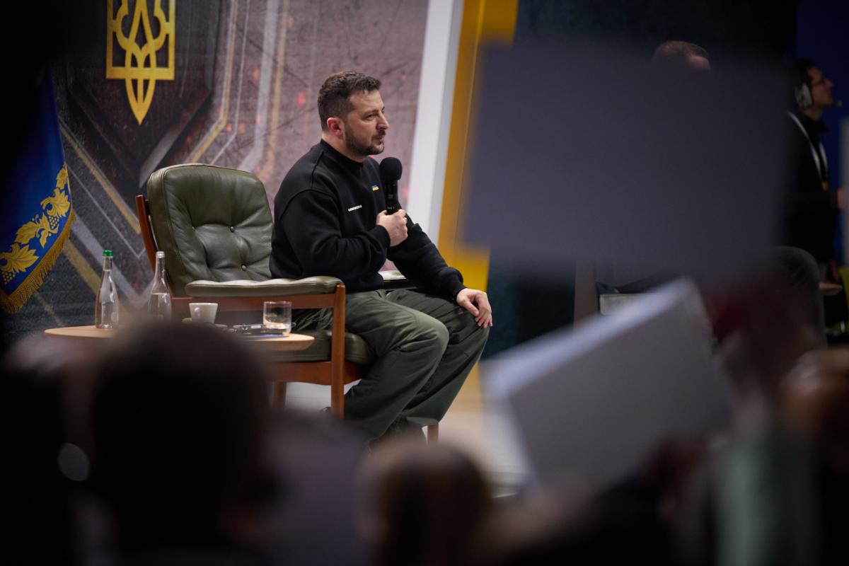 Зеленский: ведутся переговоры с тремя странами Европы о получения самолетов / фото president.gov.ua