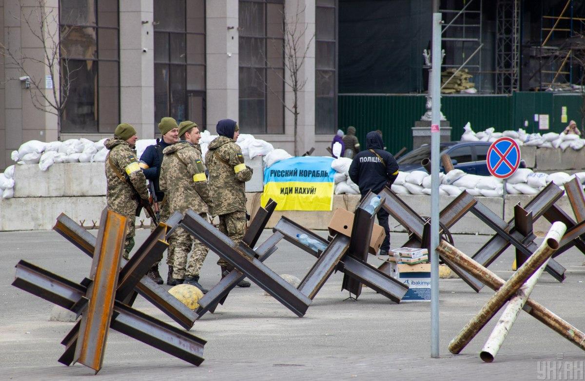 Зараз комендантська година в Києві триває з 23:00 до 05:00 ​​​​​​/ фото УНІАН