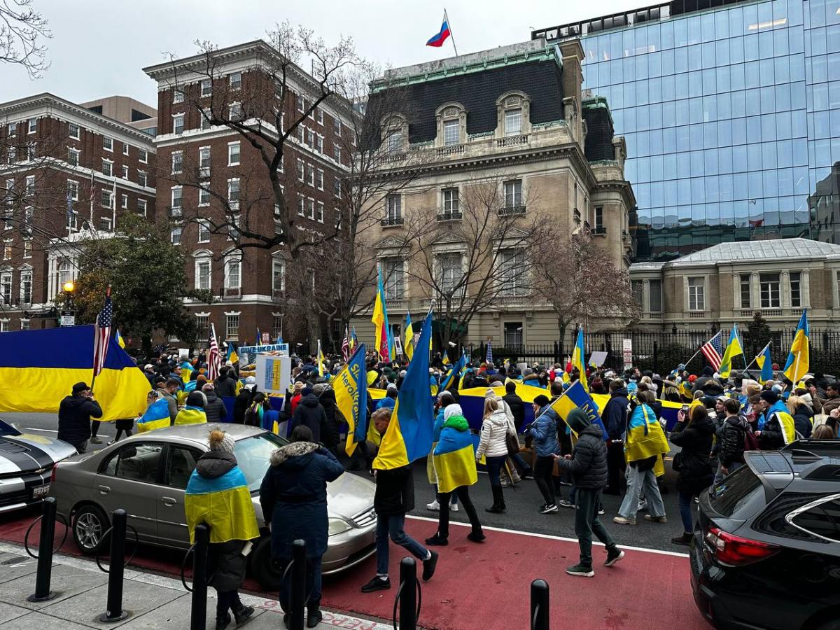 Ukrainians took part in an action near the Russian Embassy in Washington / photo by the participants of the action for 