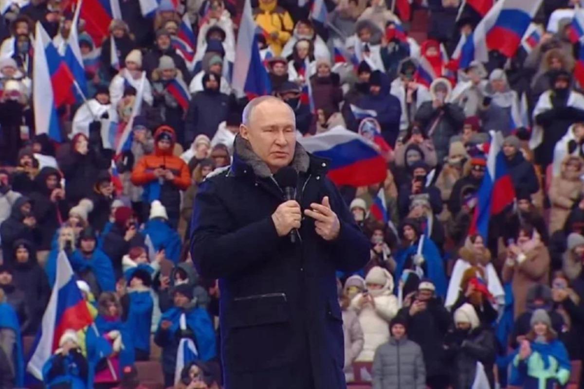 Вместо Путина в Лужниках выступал его двойник / скриншот