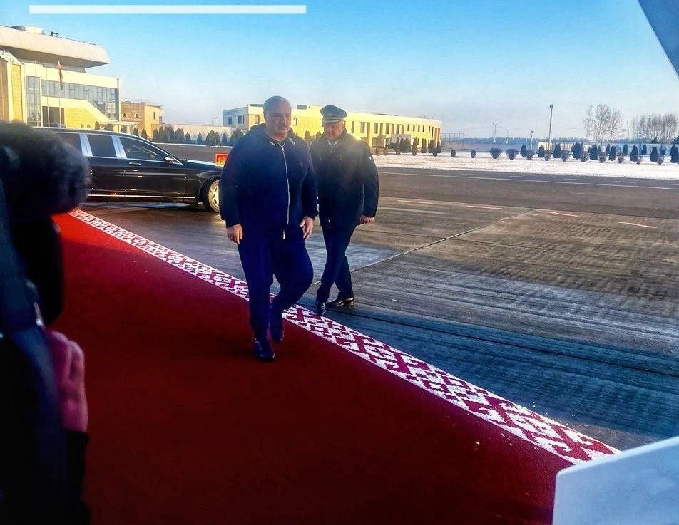 Лукашенко улетел в Китай / t.me/pul_1 Лукашенко улетел в Китай / t.me/pul_1