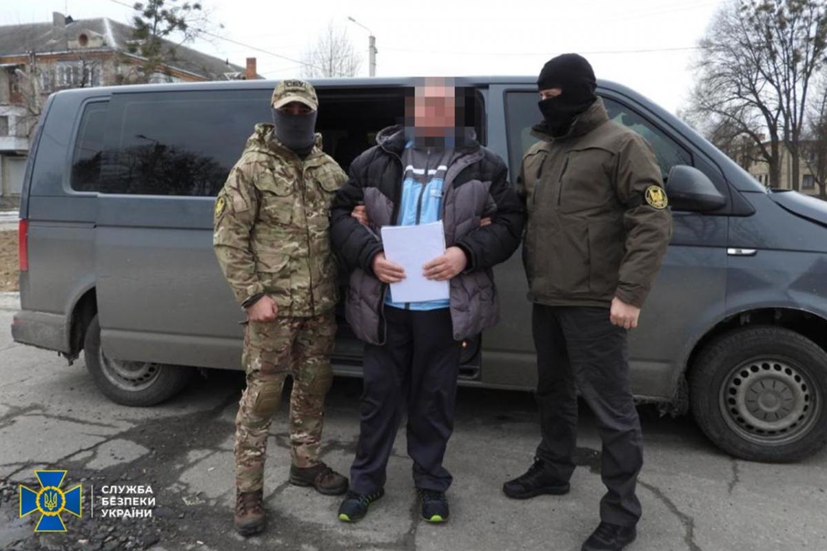 Поплічником ворога виявився депутат Куп'янської районної ради / фото СБУ Поплічником ворога виявився депутат Куп'янської районної ради / фото СБУ