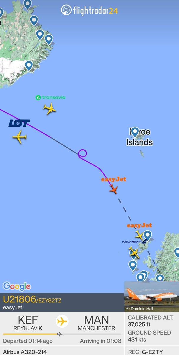 Измененный маршрут самолета EasyJet / фото twitter.com/flightradar24 Измененный маршрут самолета EasyJet / фото twitter.com/flightradar24