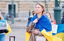 "Я дома": звезда "Папика" вернулась в Украину и записала щемящее видео