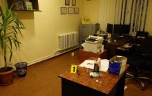 На Одещині чоловік напав з ножем на жінку-інспектора поліції в її кабінеті