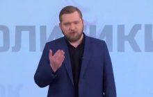 "Бритый павлин готовится к войне": обезумевший Азаренок набросился на премьера Польши