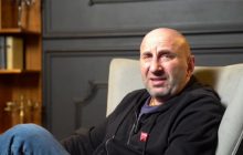 Российский блогер и "женский" психолог избил свою клиентку (видео)