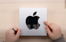Посмотрите, какую награду получают сотрудники Apple после 10 лет работы (видео)