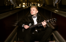 "Ножи": Вася Демчук посвятил песню экс-девушке, с которой его разлучила война (видео)