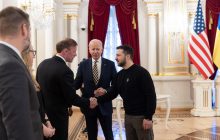 Байден переговорив із Зеленським про постачання F-16: Салліван розкрив подробиці