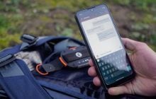 Motorola представила гаджет, который добавляет спутниковую связь на любой смартфон