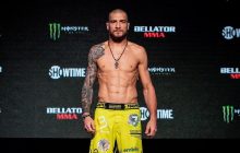 Непобедимый украинец Амосов уверенно защитил чемпионский титул Bellator (видео)