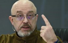"Божевільна тактика": Резніков заявив, що під Бахмутом щодня "мінусують" 500 окупантів