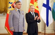 Размахивал ногами и показывал гениталии: в сеть "слили" эротические танцы генерала РФ (видео)