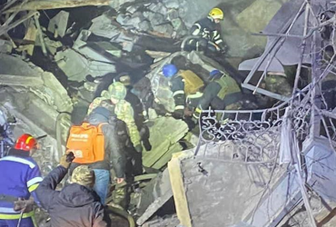 Удар по будинку у Краматорську: відомо про вісьмох поранених і двох вбитих (фото, відео)