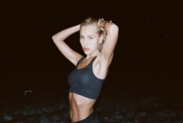 Даша Квиткова обнажила грудь на Мальдивах: сеть трепещет (фото)