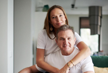 Дякую за каву в ліжко: Осадча трепетно привітала чоловіка з річницею весілля