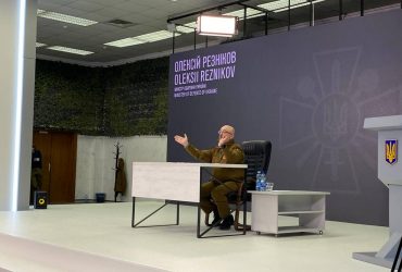 Министр обороны сделал оптимистичное заявление о предоставлении Украине самолетов