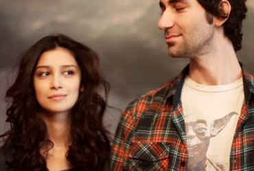 Отрастил бороду и скрывается на Алтае: что стало с красавчиком из клипа MACHETE Нежность