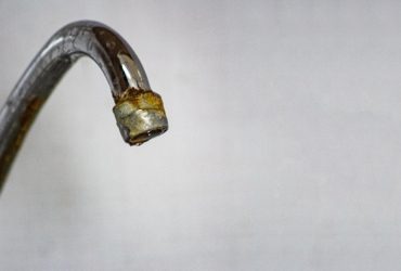 Как быстро убрать ржавчину с металла: ТОП-3 проверенных средства