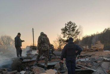 Подробиці авіаудару росіян по Чернігівській області: куди поцілив ворог, скільки постраждалих (фото)