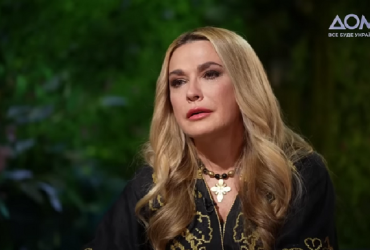 Ольга Сумская разрыдалась в прямом эфире из-за дочери в России (видео)