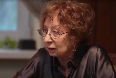 Пострадавшая из-за поддержки Украины Лия Ахеджакова отказалась бежать из РФ