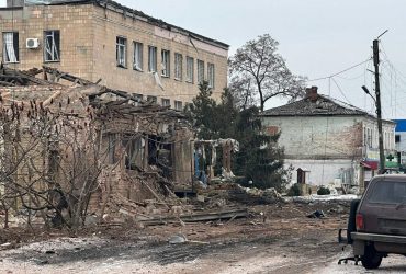 Внаслідок удару по Харкову поранено чоловіка, пошкоджено будівлю Нацполіції (фото)