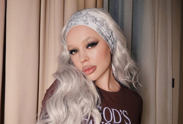 Зрадниця в топі в українців: Інстасамка передала армії РФ майже мільйон