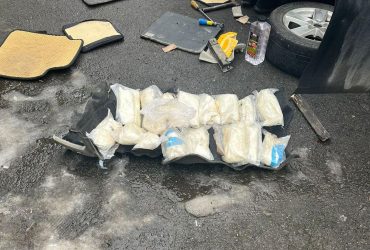 Українка намагалася вивезти до Польщі 17 кілограмів наркотиків (фото, відео)