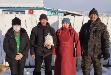 Родині ліквідованого в Україні окупанта вручили принизливий подарунок (фото)