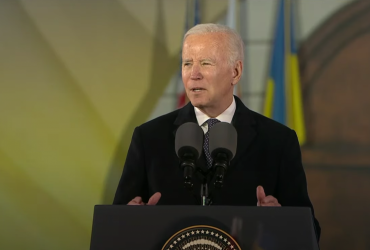 Байден пообіцяв підтримувати Україну в боротьбі проти жорстокого тирана, але військових не відправить