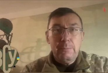 Залужный назначил бывшего главу ГПУ Луценко на командирскую должность в армии