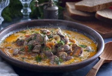 Будут таять во рту: так куриные сердечки вы еще не готовили