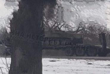 Росіяни розконсервували найдавніші БТР-50П (фото)