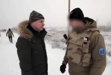 На мушці у снайперів: Комаров побував біля кордонів з РФ (відео)