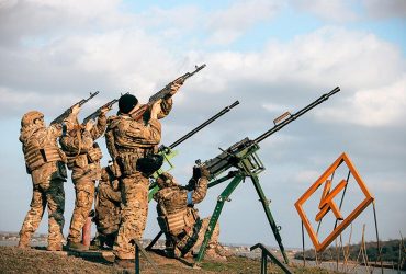 МВД показало учения охотников за шахедами в обстановке, близкой к боевой (фото)