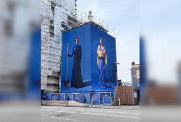 В Німеччині вандал-рецидивіст спотворив 20-метровий плакат на підтримку України