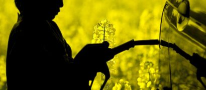 "Бензин подорожчає на 1,5 грн, дизель - на 2 грн, і газ - на 5 грн. Це відбуватиметься двома хвилями", - засновник групи "Прайм" Дмитро Льоушкін