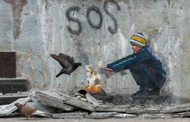 Итальянский художник TVboy создал граффити в Буче и Ирпене: где их искать (фоторепортаж)