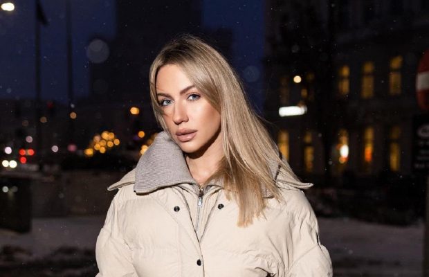Леся Нікітюк показала розкішний подарунок від таємного шанувальника