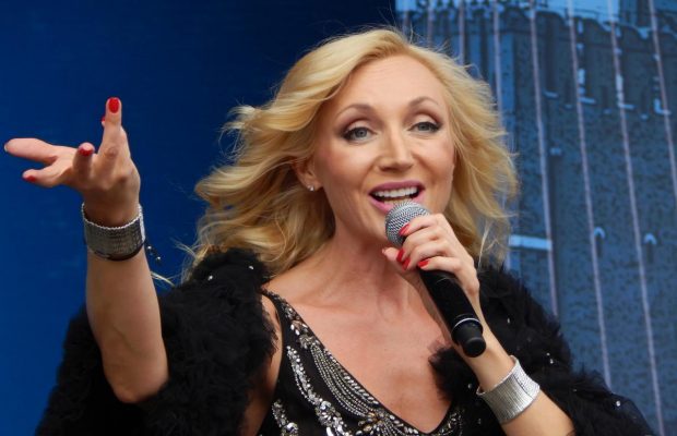 Где сейчас дочь Пугачевой Орбакайте и что она говорит о войне в Украине