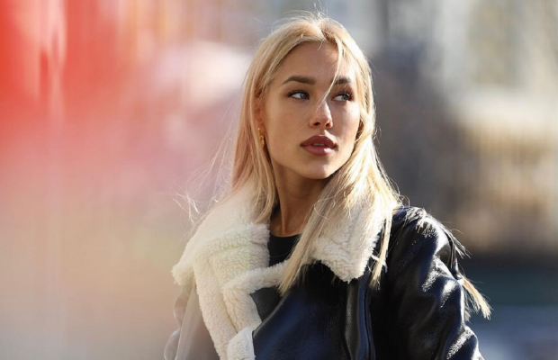 "Захотів зробити приємно": Квіткова заінтригувала розкішним подарунком від військового (фото)